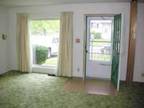 $600 / 3br - 1400ft² - *GREAT BRICK HOME IN QUIET NEIBORHOOD.LARGE OPEN