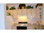$990 / 2br - 1128ft² - Vaulted Ceilings in a Quiet Spacious Apartment-Lovely