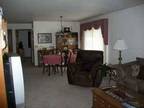 $750 / 2br - Beautiful DUPLEX (Lincoln St & Pine) (map) 2br bedroom