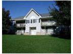 $600 / 2br - Private Garage Included Janesville (1804 N Washington Street) 2br