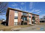 Completely REMODELED- NEW Appliances Flooring Cupboards & Countert (4801 Claire