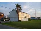 $975 / 2br - Partial Ocean Views 2bd.2bth Beach House (Sea Isle-Galveston) 2br