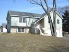 3 Bedroom 2 bathroom Property for Sale - Lakemoor