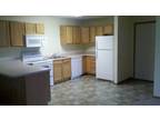 $880 / 3br - Beautiful Three bedroom townhome/pets ok