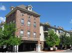1br - Unique 1 BR with den in the heart of Grandview! Save $600 this month!