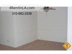 2 brs Apartment - Large & Bright. Carport parking!