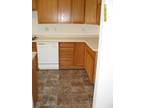 $625 / 1br - 750ft² - 1bed, W/D in, Single garage, Heat pd.....avail June 1st!