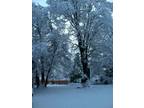 $800 / 3br - 3 bed- 2 bath- large fenced yard (hayfork) 3br bedroom