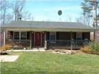 $1150 / 4br - 2280ft² - 4 Bedroom Country Home (Shepherdsville) 4br bedroom