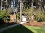 $800 / 1br - Beautiful Furnished Cottage Wifi, Cable, Utilities Inc