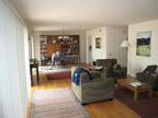 $3450 / 2br - 2ba, Waverley St., easy walk to dntn Palo Alto, wood floors