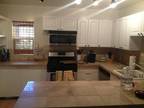 $2645 / 1br - 4 blocks from University Ave + Backyard Area