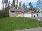 $1390 / 5br - Newer Executive Home in Heart of Baxter (Baxter) (map) 5br bedroom