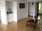 $2500 / 2br - 1300ft² - Quiet Top Floor Unit in Small Complex with Pool