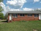 $300 / 1br - 500ft² - Brick Duplex (Pelzer) 1br bedroom
