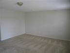 3br, 2.0 bath home located close to shops, restaurants - 347 Dunning Rd 3br