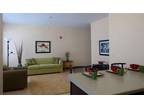 $675 / 4br - Luxurious College Housing Still Available! (59 Broad St.) 4br