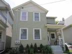 $1225 / 2br - ft² - Fantastic 2 Bedroom Apartment Near the Capitol (114 S