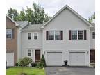BEAUTIFUL TOWNHOME w/FIN. BASEMENT