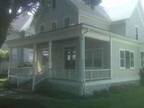 $960 / 4br - Charming Multi Functional Home (910 N. Church) (map) 4br bedroom