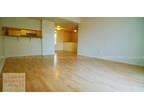$750 / 1br - ***Wood Floors/Covered Parking/Minutes from DT and UT*** (Central)