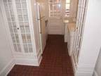 $450 / 1br - 3rd floor apt, downtown (Staunton) (map) 1br bedroom