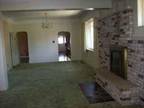 $750 / 3br - GORGEOUS DUPLEX (Bay City - West Side) 3br bedroom