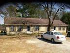 $600 / 2br - 720ft² - 1110 Arran Circle (Fayetteville) (map) 2br bedroom