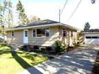 $675 / 3br - Oakridge 3 bedrm, Basement & Garage (76 South Brooks Road
