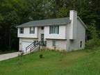 $915 / 4br - 2250ft² - LARGE 4BR 3 BATH..GOOD LOCATION/GREAT PRICE!!