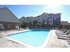 $829 / 2br - VIDEO of 926 Sq Ft of Living at The Landings Apartments in Bellevue
