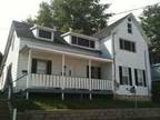 $560 / 3br - Duplex Lower Unit (map) 3br bedroom