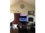 $650 / 1br - Available 9/1/13 thru 5/15/14