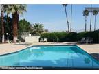 $675 / 1br - 1600ft² - 2 rooms for Sublet in a 3 bedrooms house, pool