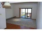 $1750 / 1br - lARGE ONE BEDROOM IN QUIET CUL DE SAC 1br bedroom