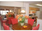 $666 / 2br - ft² - You Deserve to Live Here! 2 BR Woodlake Club (Woodlake Club)