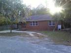 $625 / 3br - 1200ft² - Brick Home 3/1 Updated (Lake Park) (map) 3br bedroom