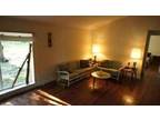 $1400 / 3br - Lakefront Home w/3 acres of Pasture & Small Barn