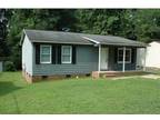 $525 / 2br - 3004 Lacy Avenue, Greensboro, NC 27405 2br bedroom