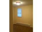 $435 / 1br - 1BR/1BA - Conveniently located near APSU & Downtown Clarksville!!