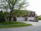 $1100 / 3br - 3301 Wildbriar (Lincoln, NE) 3br bedroom
