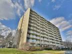 1077 River Rd #TH5 Edgewater, NJ 07020