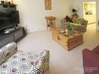 $805 / 2br - 840ft² - Charming community with southern live oaks!