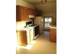 $1295 / 1br - One Bedroom One Bath - Close to Downtown