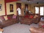 Single Family Dwelling with 4 bdrm 2 bathrooms in New Castle IN