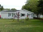 $600 / 2br - 700ft² - Small Home for Rent (Twin Lake) (map) 2br bedroom