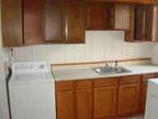 $565 / 3br - Morgan Park townhouse, cats OK, OSP, yard, lndry