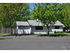 $735 / 2br - Well Maintained Duplex (Springfield) (map) 2br bedroom