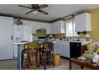 $150 / 2br - 1080ft² - FLOATING CONDO