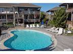 Oceanside home minutes from fabulous restaurants & shopping
